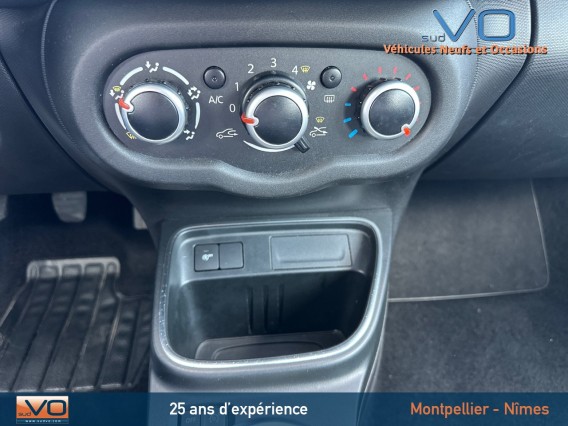 Aperçu de la photo 11 du véhicule RENAULT TWINGO III