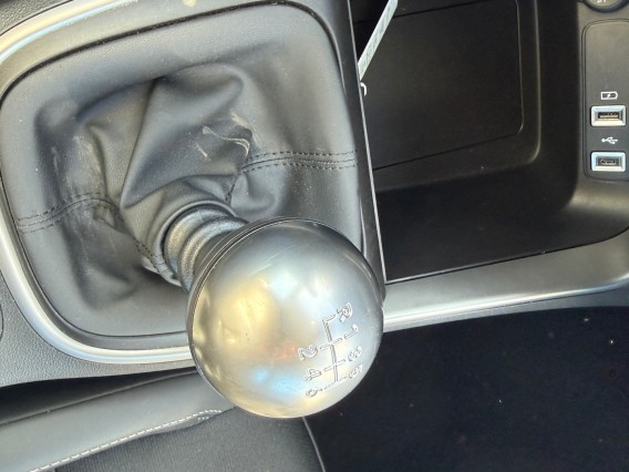 Aperçu de la photo 13 du véhicule JEEP AVENGER