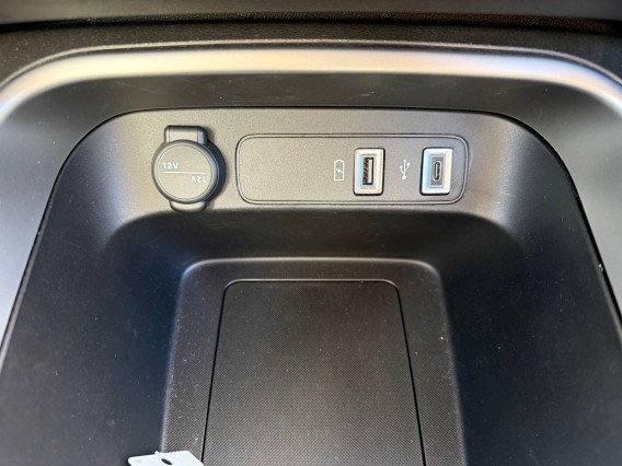 Aperçu de la photo 14 du véhicule JEEP AVENGER