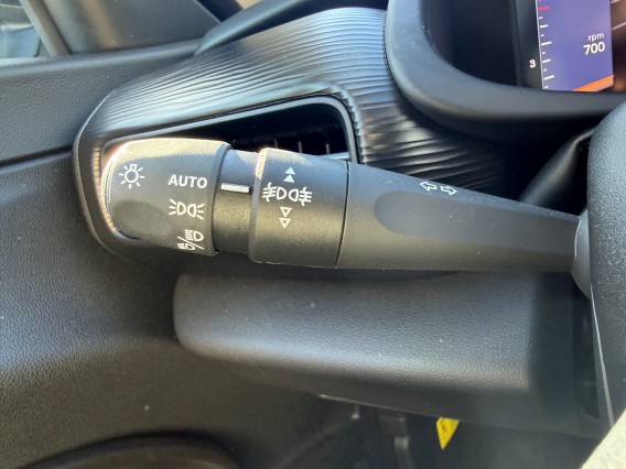 Aperçu de la photo 20 du véhicule JEEP AVENGER