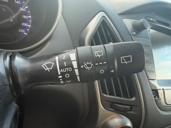 Aperçu de la photo 16 du véhicule HYUNDAI ix35