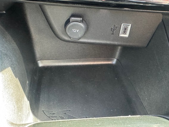 Aperçu de la photo 19 du véhicule OPEL CORSA