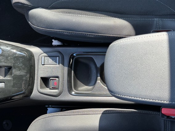 Aperçu de la photo 21 du véhicule OPEL CORSA