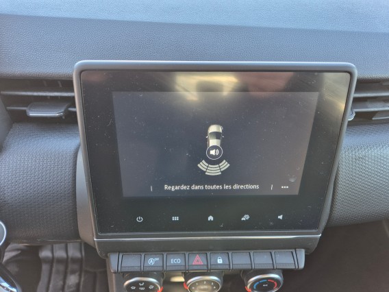 Aperçu de la photo 14 du véhicule RENAULT CLIO V