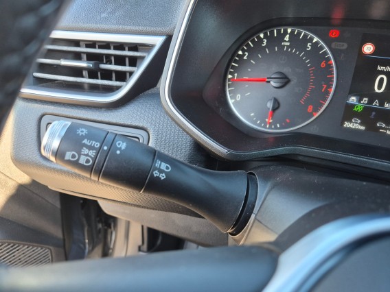 Aperçu de la photo 18 du véhicule RENAULT CLIO V