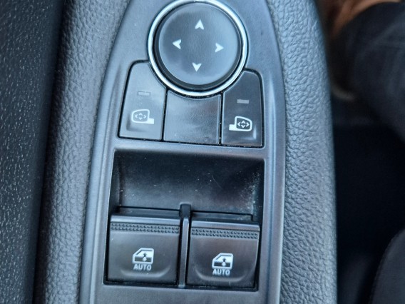 Aperçu de la photo 20 du véhicule RENAULT CLIO V