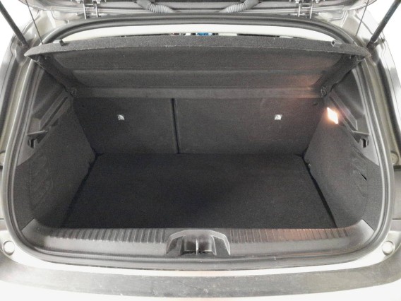 Aperçu de la photo 3 du véhicule RENAULT CLIO V