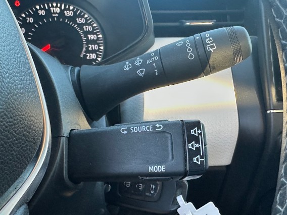 Aperçu de la photo 26 du véhicule RENAULT CLIO V