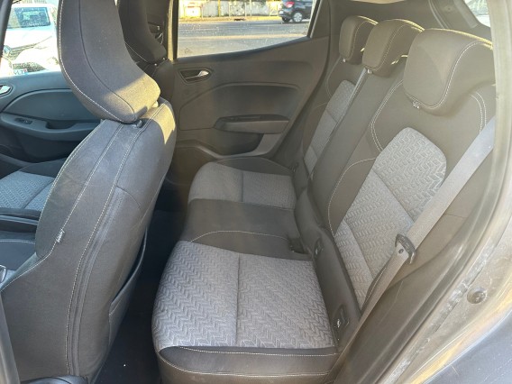 Aperçu de la photo 29 du véhicule RENAULT CLIO V