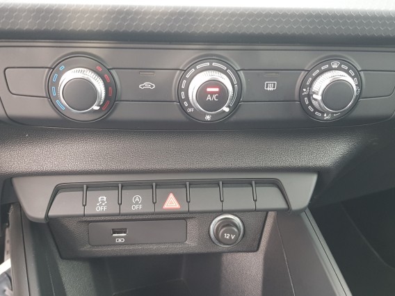 Aperçu de la photo 18 du véhicule AUDI A1 SPORTBACK