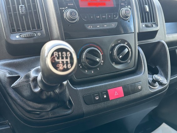 Aperçu de la photo 19 du véhicule PEUGEOT BOXER CHASSIS CABINE