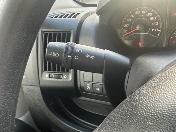 Aperçu de la photo 23 du véhicule PEUGEOT BOXER CHASSIS CABINE