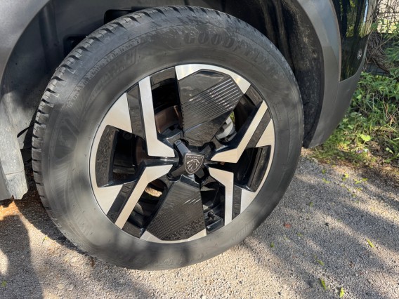 Aperçu de la photo 22 du véhicule PEUGEOT 2008