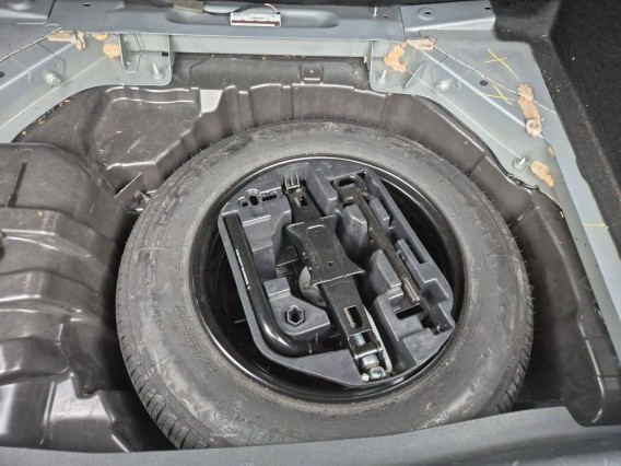 Aperçu de la photo 8 du véhicule RENAULT MEGANE IV BERLINE