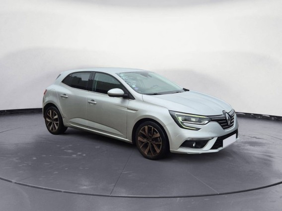 Aperçu de la photo 15 du véhicule RENAULT MEGANE IV BERLINE