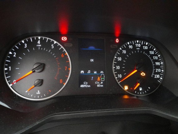 Aperçu de la photo 2 du véhicule RENAULT CLIO V