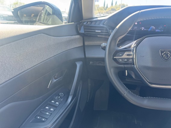 Aperçu de la photo 10 du véhicule PEUGEOT 308