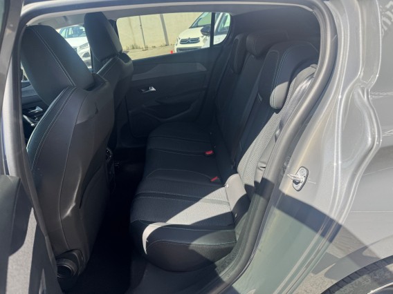 Aperçu de la photo 17 du véhicule PEUGEOT 308