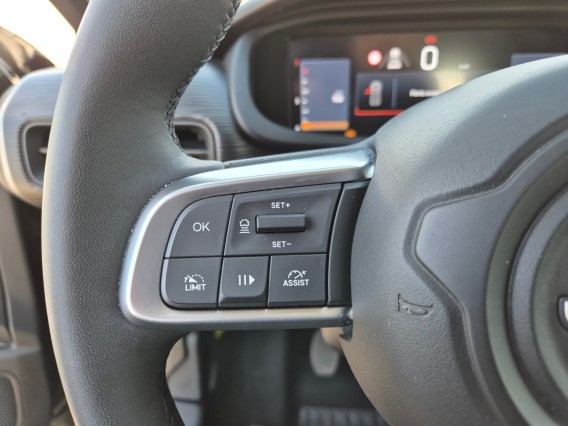 Aperçu de la photo 18 du véhicule JEEP AVENGER