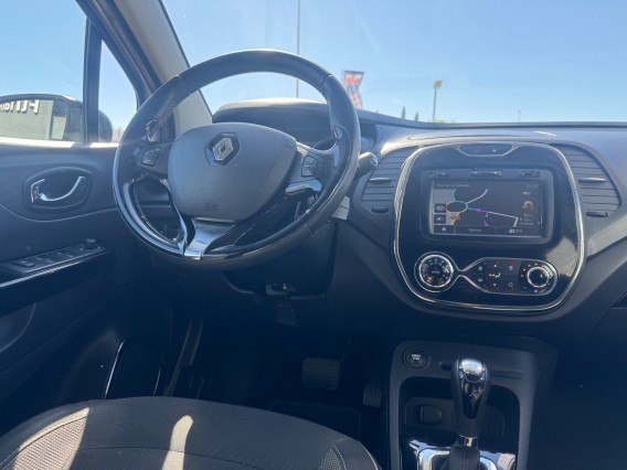 Aperçu de la photo 12 du véhicule RENAULT CAPTUR