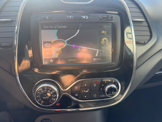 Aperçu de la photo 16 du véhicule RENAULT CAPTUR