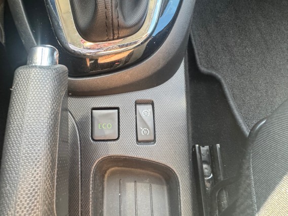 Aperçu de la photo 21 du véhicule RENAULT CAPTUR