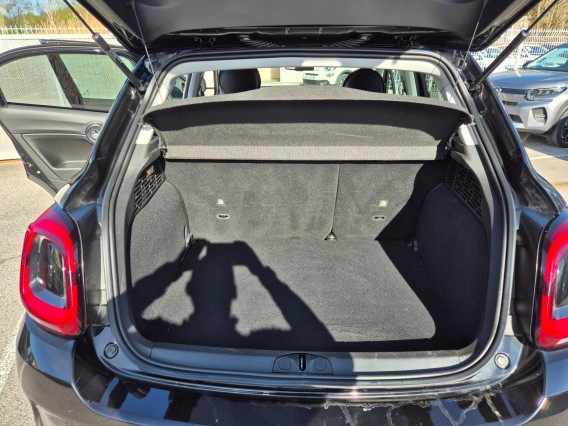 Aperçu de la photo 24 du véhicule FIAT 500X MY23