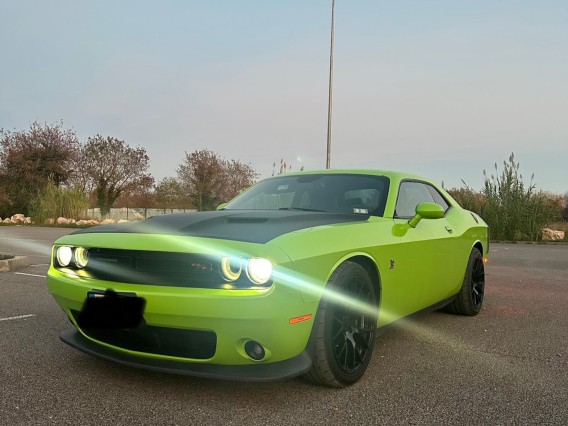 Aperçu de la photo 11 du véhicule DODGE CHALLENGER