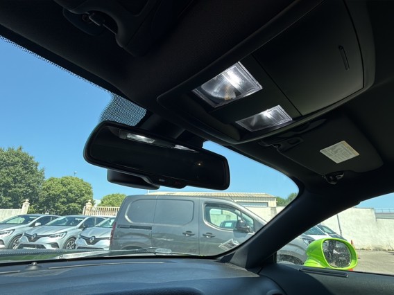 Aperçu de la photo 34 du véhicule DODGE CHALLENGER