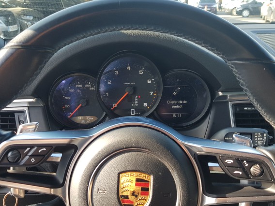 Aperçu de la photo 6 du véhicule PORSCHE MACAN