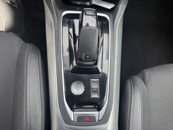 Aperçu de la photo 14 du véhicule PEUGEOT 308 BUSINESS