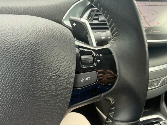 Aperçu de la photo 17 du véhicule PEUGEOT 308 BUSINESS