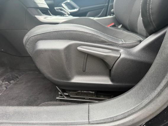 Aperçu de la photo 25 du véhicule PEUGEOT 308 BUSINESS