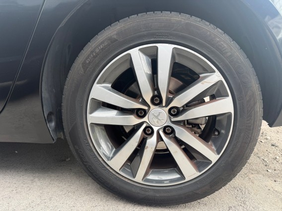 Aperçu de la photo 29 du véhicule PEUGEOT 308 BUSINESS