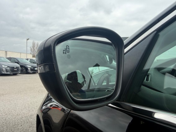 Aperçu de la photo 30 du véhicule PEUGEOT 308 BUSINESS