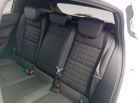 Aperçu de la photo 15 du véhicule RENAULT MEGANE E-TECH