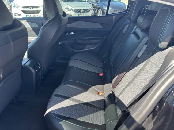 Aperçu de la photo 10 du véhicule PEUGEOT 408