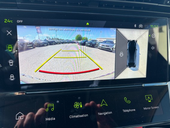 Aperçu de la photo 14 du véhicule PEUGEOT 408