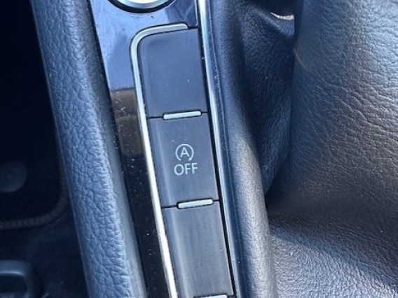 Aperçu de la photo 15 du véhicule VOLKSWAGEN GOLF