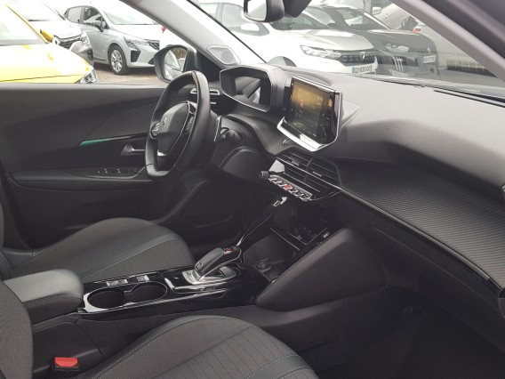 Aperçu de la photo 9 du véhicule PEUGEOT 2008