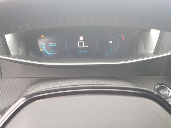 Aperçu de la photo 11 du véhicule PEUGEOT 2008