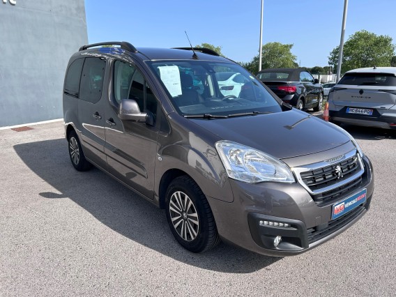 Aperçu de la photo 4 du véhicule PEUGEOT PARTNER TEPEE