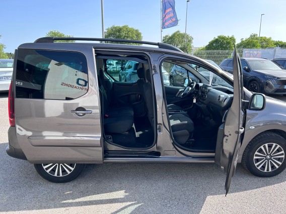 Aperçu de la photo 6 du véhicule PEUGEOT PARTNER TEPEE