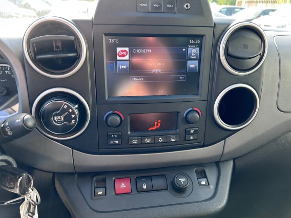 Aperçu de la photo 16 du véhicule PEUGEOT PARTNER TEPEE