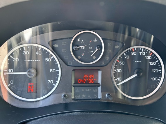 Aperçu de la photo 17 du véhicule PEUGEOT PARTNER TEPEE