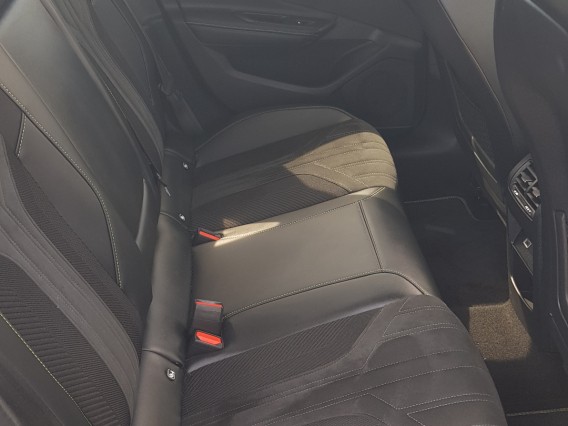 Aperçu de la photo 11 du véhicule PEUGEOT 308 SW