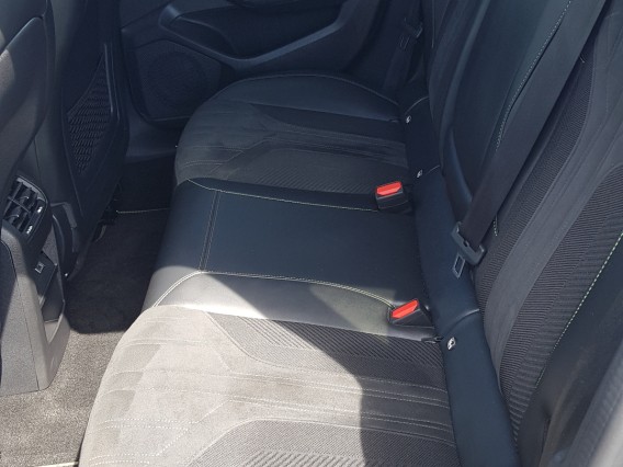 Aperçu de la photo 14 du véhicule PEUGEOT 308 SW