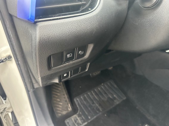 Aperçu de la photo 14 du véhicule TOYOTA C-HR HYBRIDE