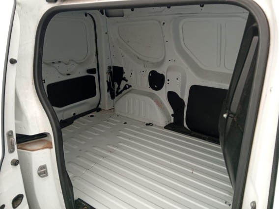 Aperçu de la photo 15 du véhicule RENAULT EXPRESS VAN