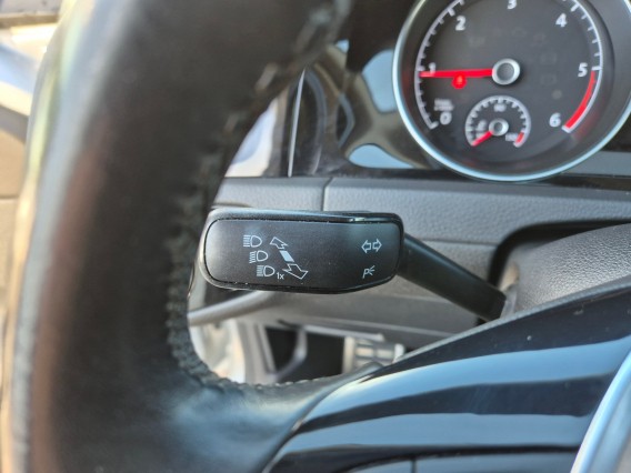 Aperçu de la photo 15 du véhicule VOLKSWAGEN GOLF